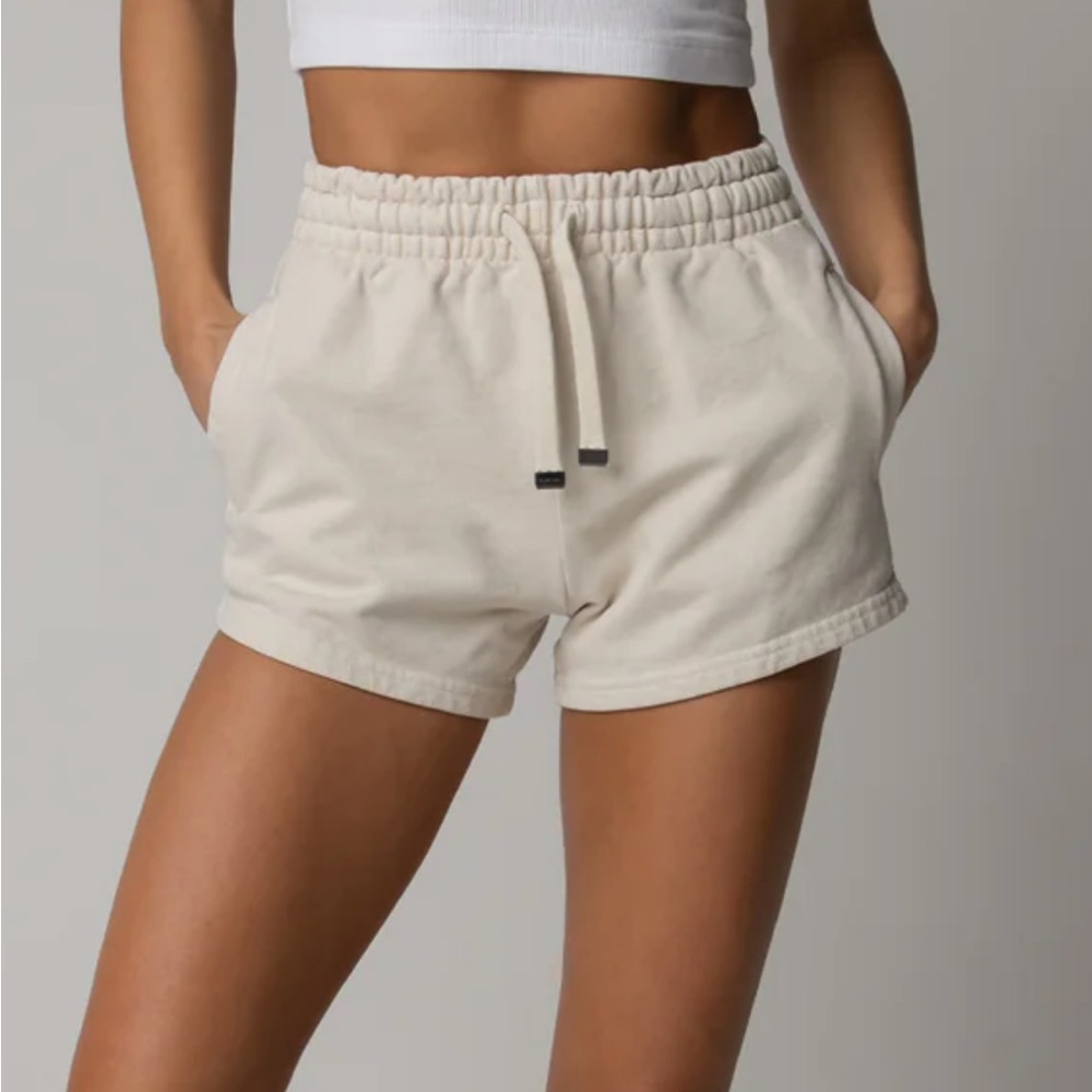 Talentless Women’s Heavyweight Classic Sweat Shorts